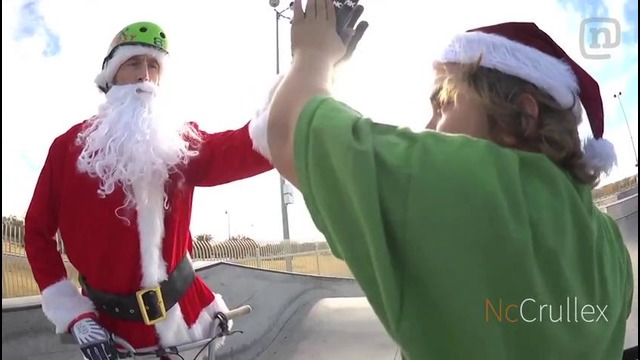 People Are Awesome 2015 (Santa Edition)