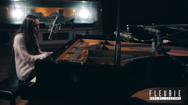 Fleurie – Hurts Like Hell (Live OurVinyl Sessions)
