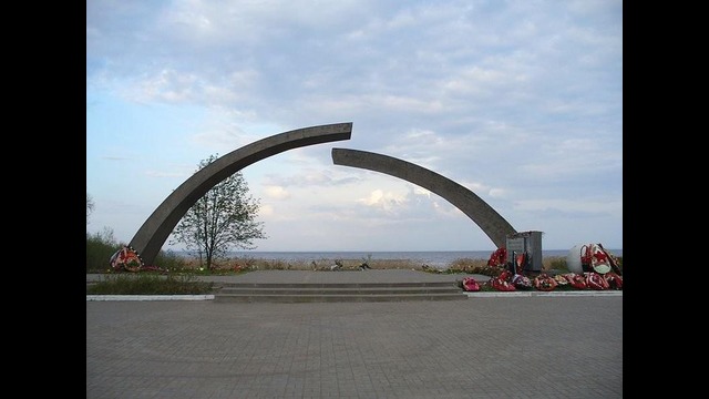 Споем, товарищ боевой, о славе Ленинграда