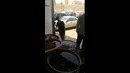 Мужчина породирует ребенка