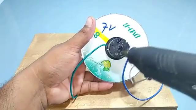 Free Energy Generator homemade with Magnet and Motor