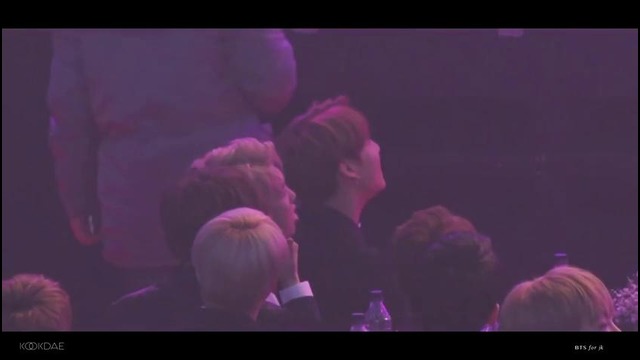 170119 BTS Jungkook Reaction to BLACKPINK (Full ver) @ Seoul Music Awards