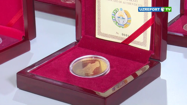 Центральный банк выпускает в обращение памятные монеты из золота и серебра