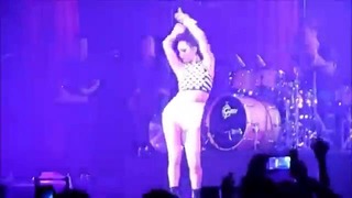 Selena Gomez’s Dancing to Save the Day Live