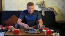 У них есть КОПТИЛЬНЯ? Сырое мясо от МУ-МУ-бургеров! Славный Обзор