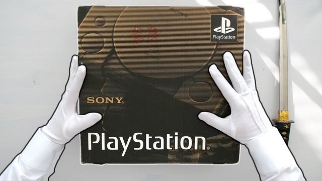Распаковка Sony Playstation 1 – SCPH-1000