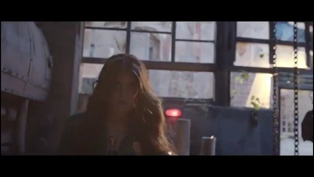 Ananya Birla – Livin’ The Life (Afrojack Remix) (Official Video 2017)