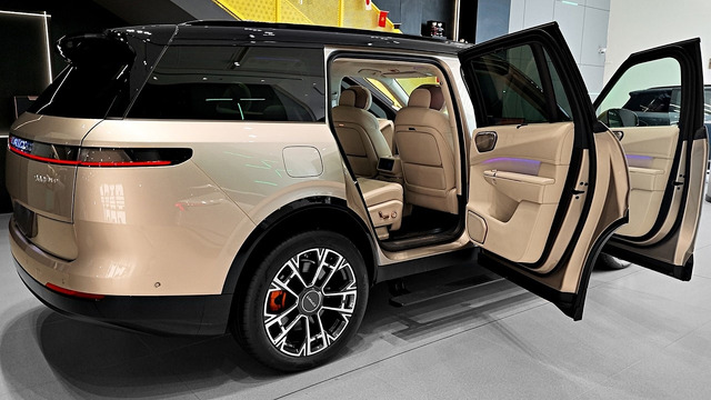 2026 Lynk & Co 900 – Sophisticated Design, Premium Comfort