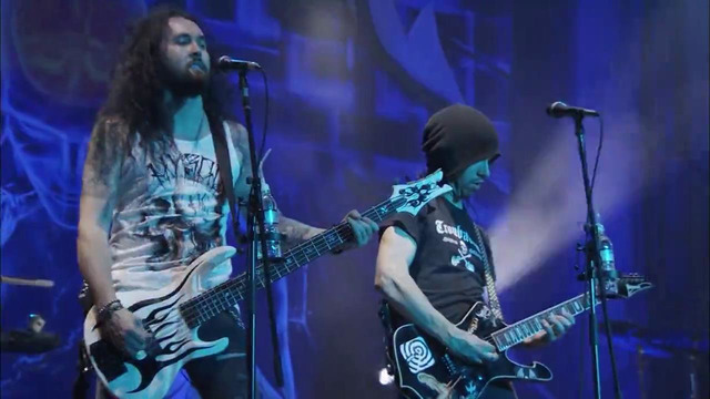 DragonForce – In The Line Of Fire.. Larger Than Live 2014 (ч.1)