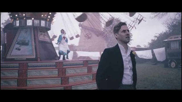 Kaiser Chiefs – Meanwhile Up In Heaven (Official Video 2014!)