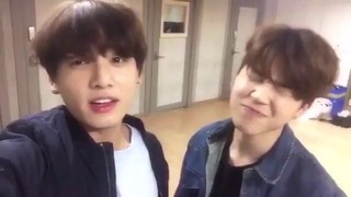 160401 BTS twt