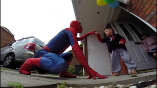 Сюрприз от удивительного папы-паука сыну с онкологическом заболеванием