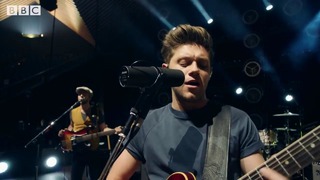 Niall Horan – On The Loose (Sounds Like Friday Night)