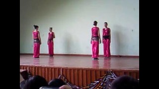 Выступление в школе 74. Арабский танец