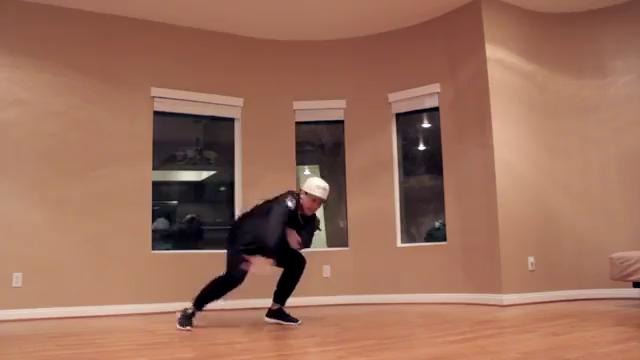 TonyTransformer – Choreography – Elderbrook – Going