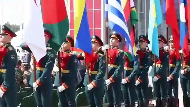 Вооруженные силы Узбекистана находятся на церемонии открытия АрМИИ-2018