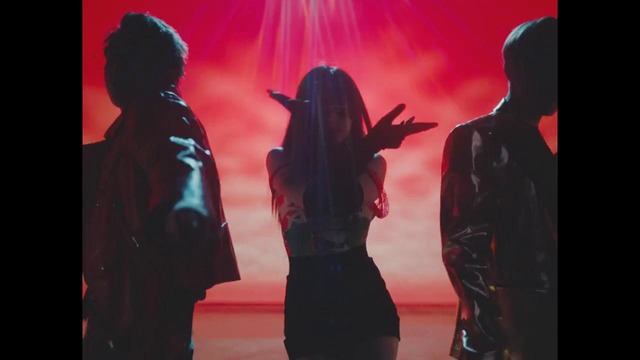 Triple H – Retro future