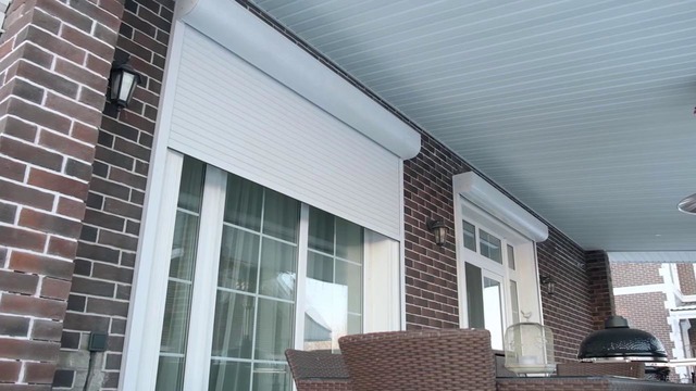 Год без забот: семья рассказывает о преимуществах роллет и ворот ALUTECH