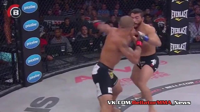 Патрисио Питбуль нокаутирует соперника