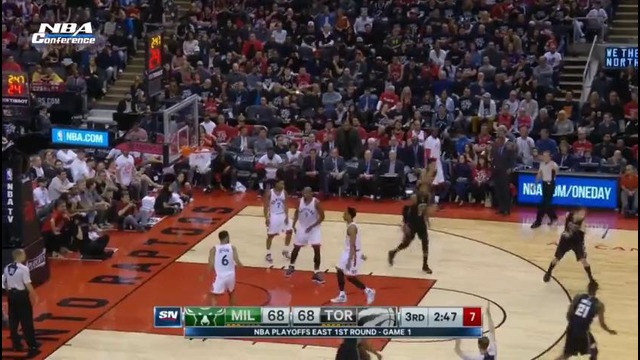 Toronto Raptors vs Milwaukee Bucks – Highlights | Game 1 | NBA Playoffs 2017