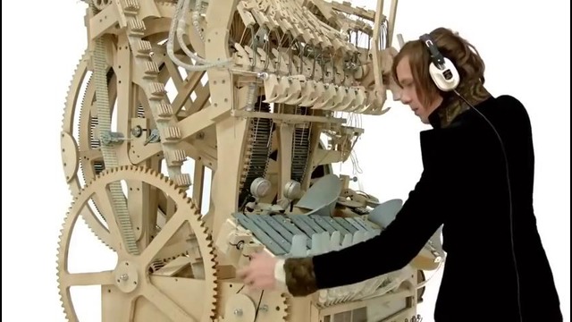 Шведский музыкант построил уникальный музыкальный инструмент