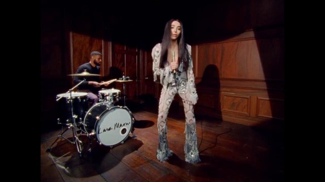 Kara Marni – Curve (Official Video 2018!)