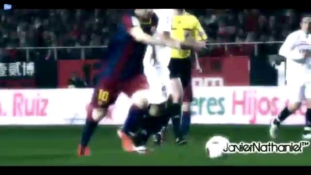 Cristiano Ronaldo vs Leo Messi 2011