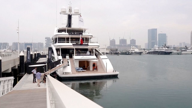 На международном Dubai Boat Show стало больше электрических судов