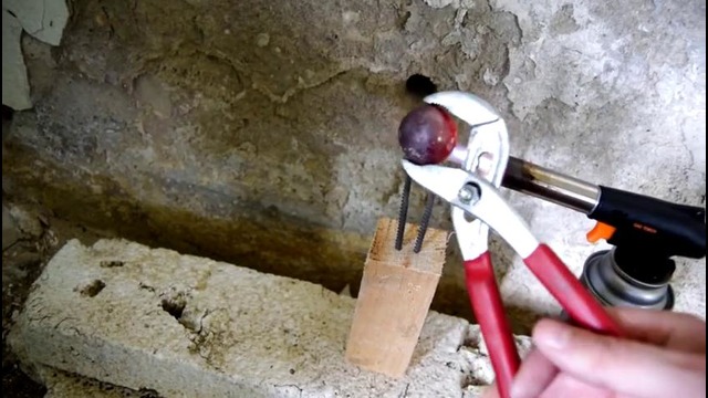 100 слоёв пенапласта против горячего стольного шара