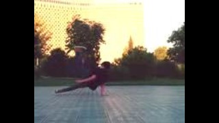 Power move and tricking. B-boy W-T