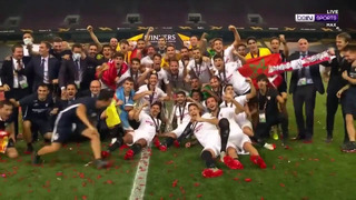 Церемония награждения | Севилья – победитель Лиги Европы 2020