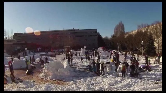 Contour – A Snowball Fight