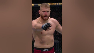 This Jan Blachowicz UFC KO Was FAST!! ‍ #shorts