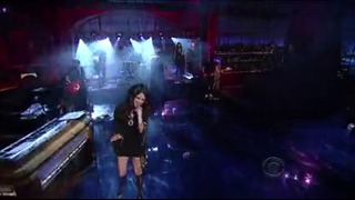Selena Gomez – Come & Get It (Live on Letterman 04-24-2013)