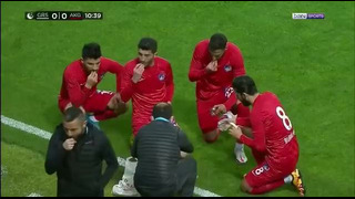 Turkiyada futbolchilar o‘yin vaqtida iftorlik qildi (video)