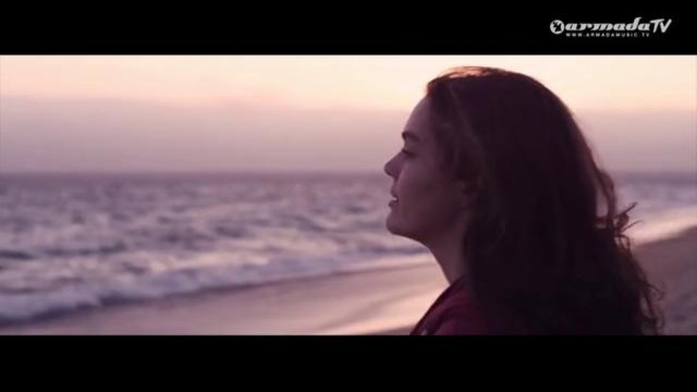 Kat Krazy feat. elkka – Siren (Armin Van Buuren Remix – Official Extended Video)