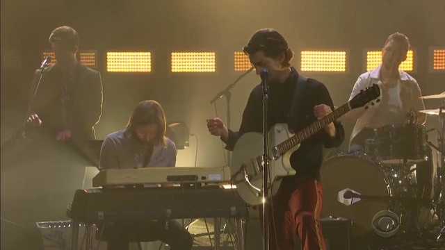 Arctic Monkeys – One Point Perspective Live