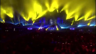 Tiesto & The Chainsmokers – Split @ Tomorrowland 2015 in Belgium