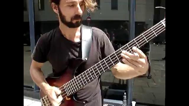 Gustavo Dal Farra solo bass guitar AMAZING