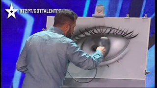 Нереально быстро нарисованный балончиком глаз на шоу талантов в Португалии