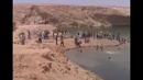 За неделю в пустыне появился водоем
