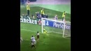 Супер сейв Нойера после удара Жервиньо