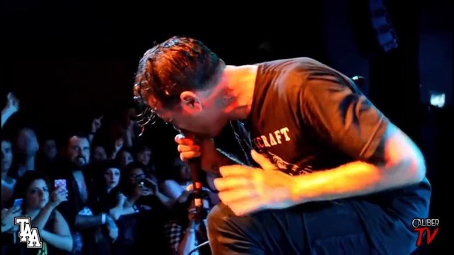 The Amity Affliction – Never Alone (LIVE! Let The Ocean Take Me Tour)