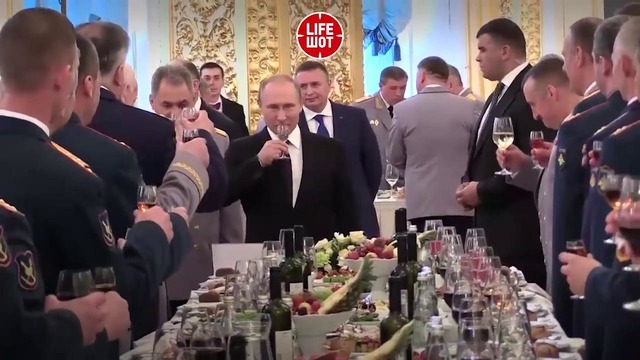 Как выпивает Путин – особая техника КГБ