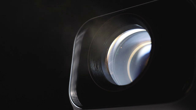 Похорон iPhone 15, ЗЛИВ Samsung у ChatGPT, Відчуй PS 5 ТІЛОМ