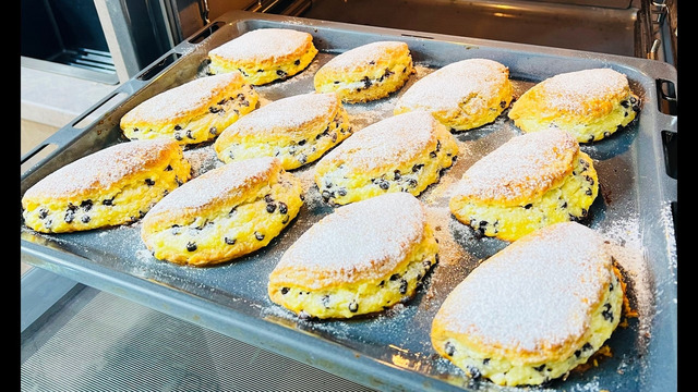 ЭТО НЕ СОЧНИКИ ТАЕТ ВО РТУ И НИКОГДА ЧЕРСТВЕЕТ ОДНА ИЗ МОИХ ЛЮБИМЫХ РЕЦЕПТОВ НЕЖНАЯ ВЫПЕЧКА К ЧАЮ