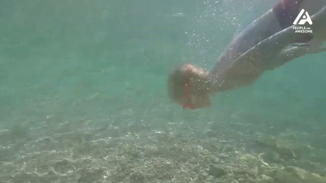 Man Performs Tricks Underwater | Mermaids IRL