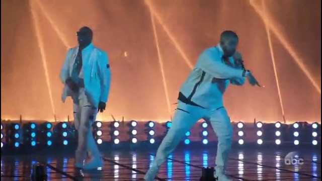 Drake LIVE AT Billboard Music Awards 2017