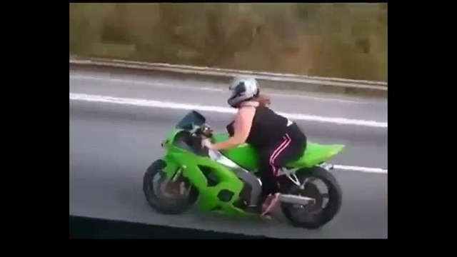 Moto GP Девушка бомба