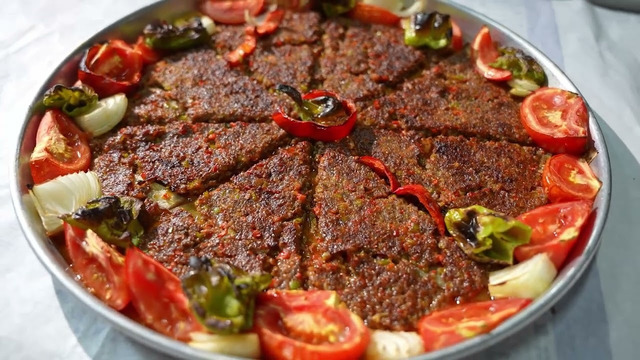 Katmer, Tray Kebab & Baklava | Legendary Turkish Street Foods